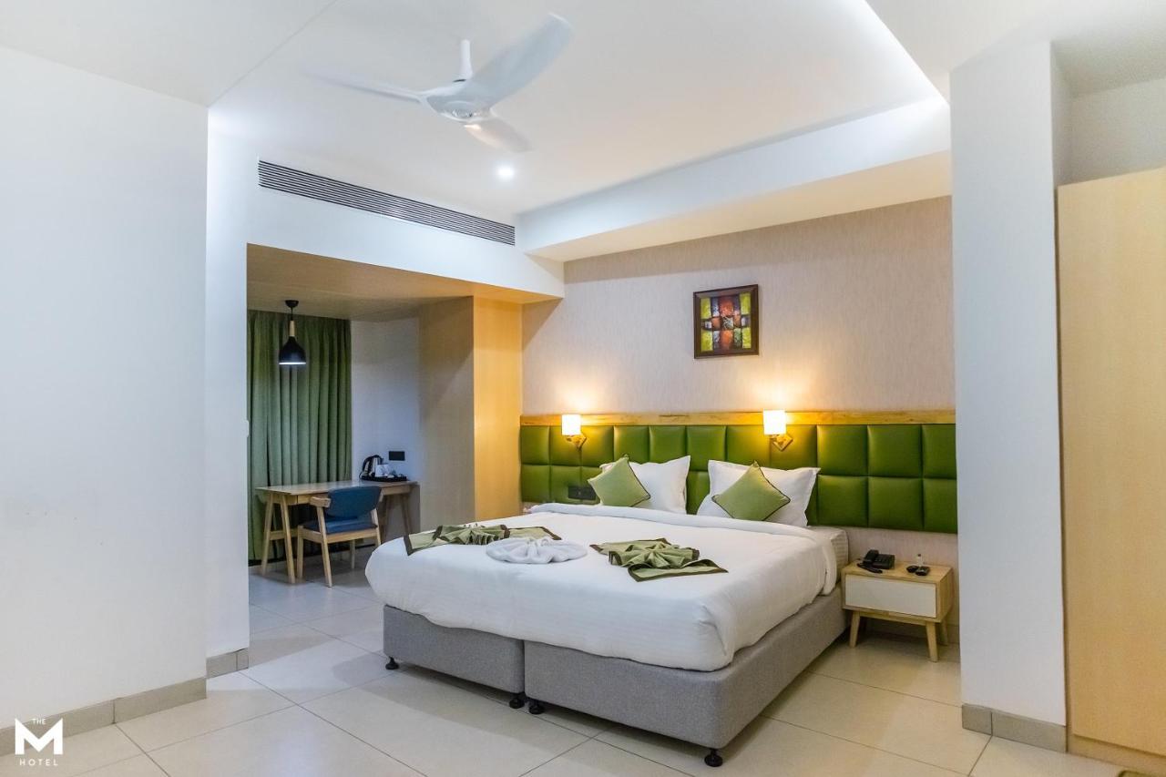 Rāipur The M Hotel מראה חיצוני תמונה