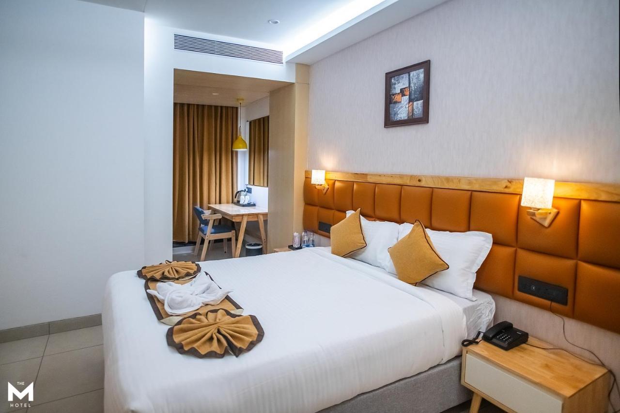 Rāipur The M Hotel מראה חיצוני תמונה