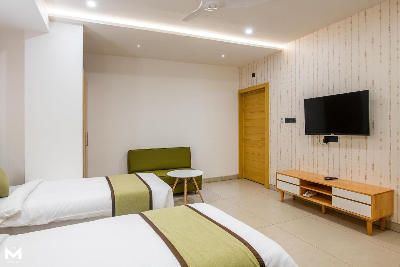 Rāipur The M Hotel מראה חיצוני תמונה